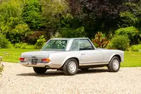 1969 Mercedes-Benz 280SL Pagoda (W113)-Sold