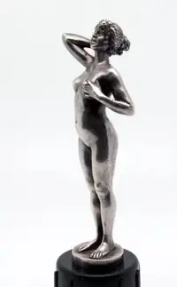 A Rare 'Erotique' Mascot by E.Soukanech, France Circa 1920s-For Sale