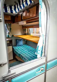 1964 Volkswagen 21 Window Deluxe Samba Microbus with 1970 Yv-Sold