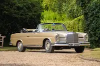 1966 Mercedes-Benz 250SE Cabriolet-Sold