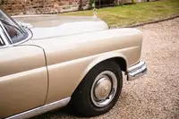 1966 Mercedes-Benz 250SE Cabriolet-Sold