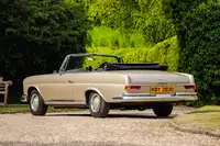 1966 Mercedes-Benz 250SE Cabriolet-Sold