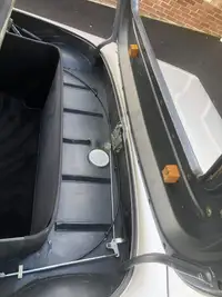 1986 Mercedes-Benz SL500 (R107) with just 13,000 miles-Sold