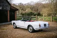 1963 Alfa Romeo 2600 Spider Coachwork by Carrozzeria Touring-For Sale