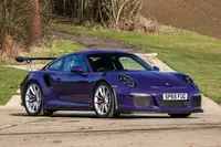 Iconic Auctioneers | 2015 Porsche 911 (991.1) GT3 RS - 550 Miles