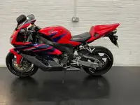 2005 Honda CBR1000RR SC57 Fireblade 998cc-Sold