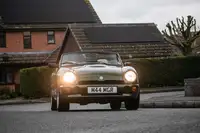 1995 MG RV8-Sold