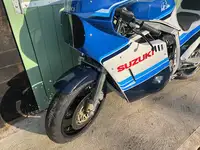1985 Suzuki GSX-R750F 748cc-For Sale