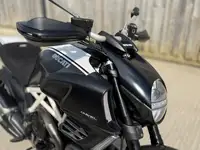 2012 Ducati Diavel Carbon AMG SE 1198cc-Sold