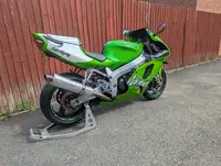 1998 Kawasaki ZX-7R 748cc*-Sold