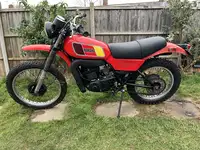 1977 Yamaha DT250 249cc-Sold