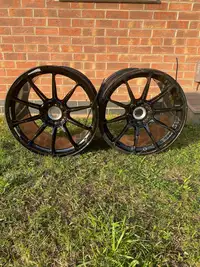 A Pair of Lamborghini Huracan GT3 Evo Wheels-For Sale