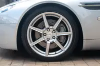 2006 Aston Martin V8 Vantage é-Sold