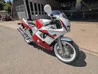 1995 Yamaha FZR 400RR 399cc-Sold