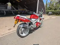 1995 Yamaha FZR 400RR 399cc-Sold
