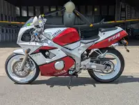 1995 Yamaha FZR 400RR 399cc-Sold