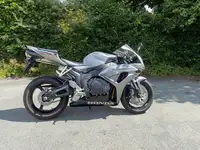 2006 Honda Fireblade CBR1000RR 998cc - Brand New-For Sale
