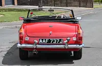  1970 MG B Roadster - Auto-For Sale