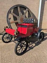 1899-1903 Replica Curved Dash Oldsmobile-Sold