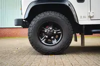 1999 Land Rover Defender 90 M52 2.8i Station Wagon †-Sold