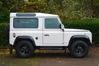 1999 Land Rover Defender 90 M52 2.8i Station Wagon †-Sold