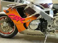 1995 Honda CBR900RR-T SC28 FireBlade 893cc -For Sale