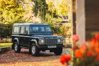Land Rover Defender 110 XS Station Wagon Td5-Sold