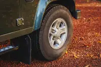 Land Rover Defender 110 XS Station Wagon Td5-Sold