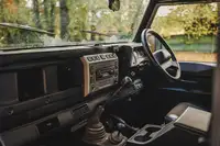 Land Rover Defender 110 XS Station Wagon Td5-Sold