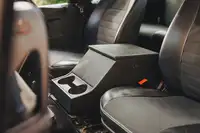 Land Rover Defender 110 XS Station Wagon Td5-Sold