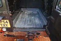 Land Rover Defender 110 XS Station Wagon Td5-Sold