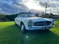 1967 Mercedes-Benz 250SL Pagoda (W113)-Sold