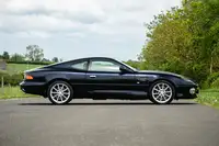 2001 Aston Martin DB7 Vantage V12 Coupé-Sold