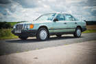 1987 Mercedes-Benz 260 E saloon Automatic-Sold