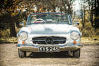 1960 Mercedes-Benz 190 SL-Sold