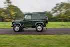 1999 Land Rover Defender 90 Td5 - fully restored/magazine fe-Auction Lot