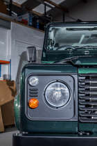 1999 Land Rover Defender 90 Td5 - fully restored/magazine fe-Auction Lot