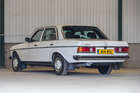 1984 Mercedes-Benz (W123) 200 Saloon