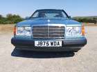 1990 Mercedes-Benz 230CE (W124)