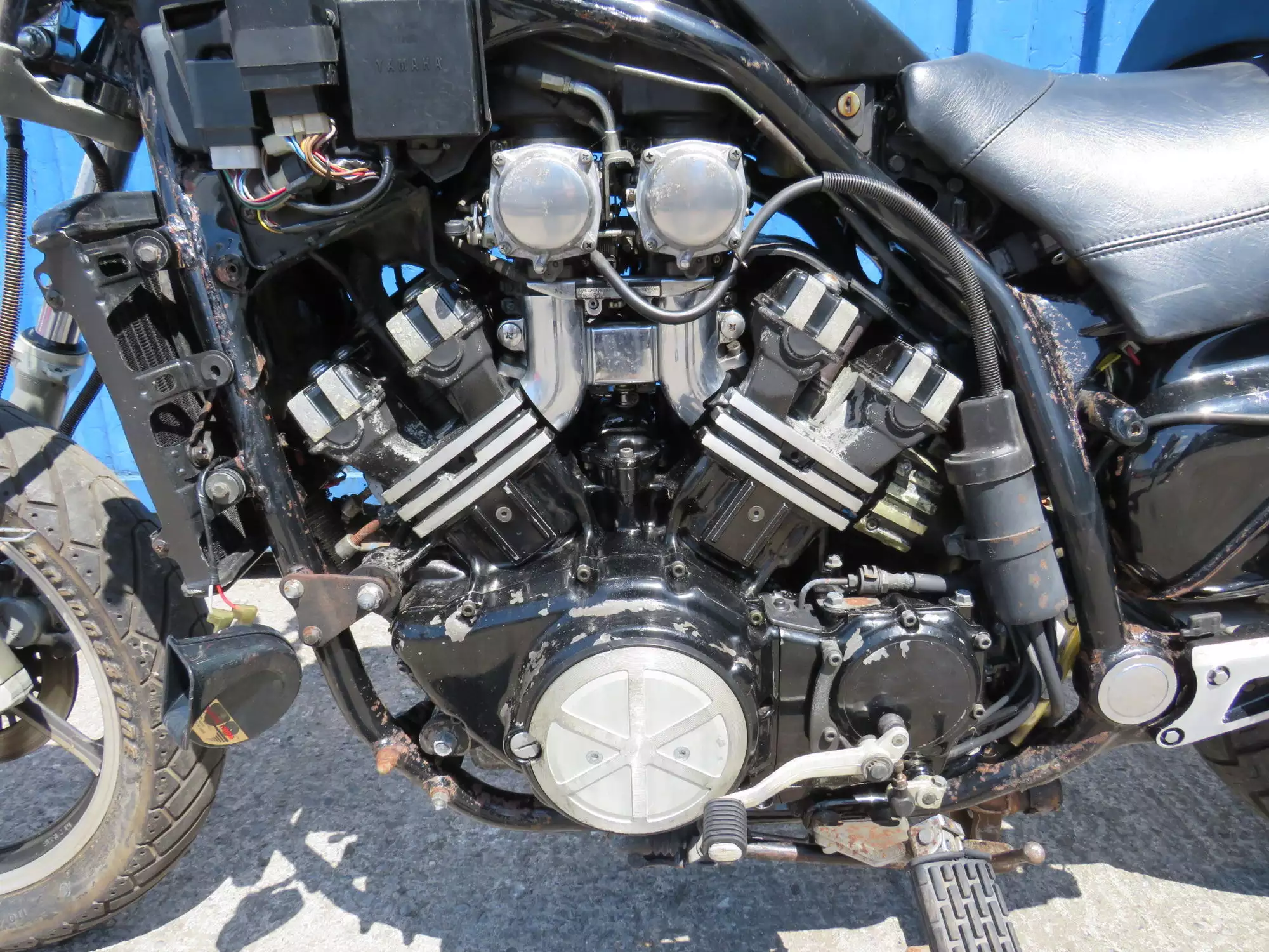 1986 Yamaha 1200 V-Max 1,198cc-Sold