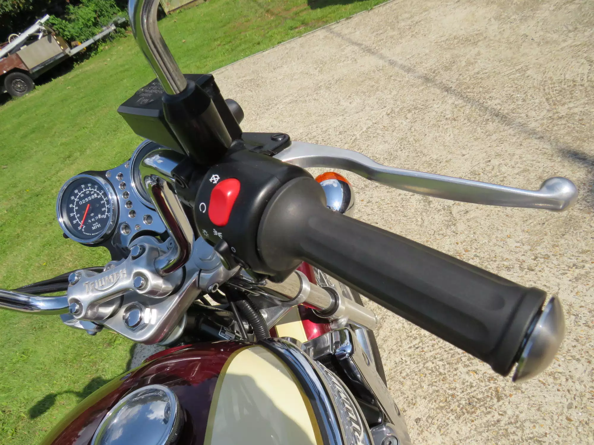 1995 Triumph 900 Thunderbird 885cc-Sold
