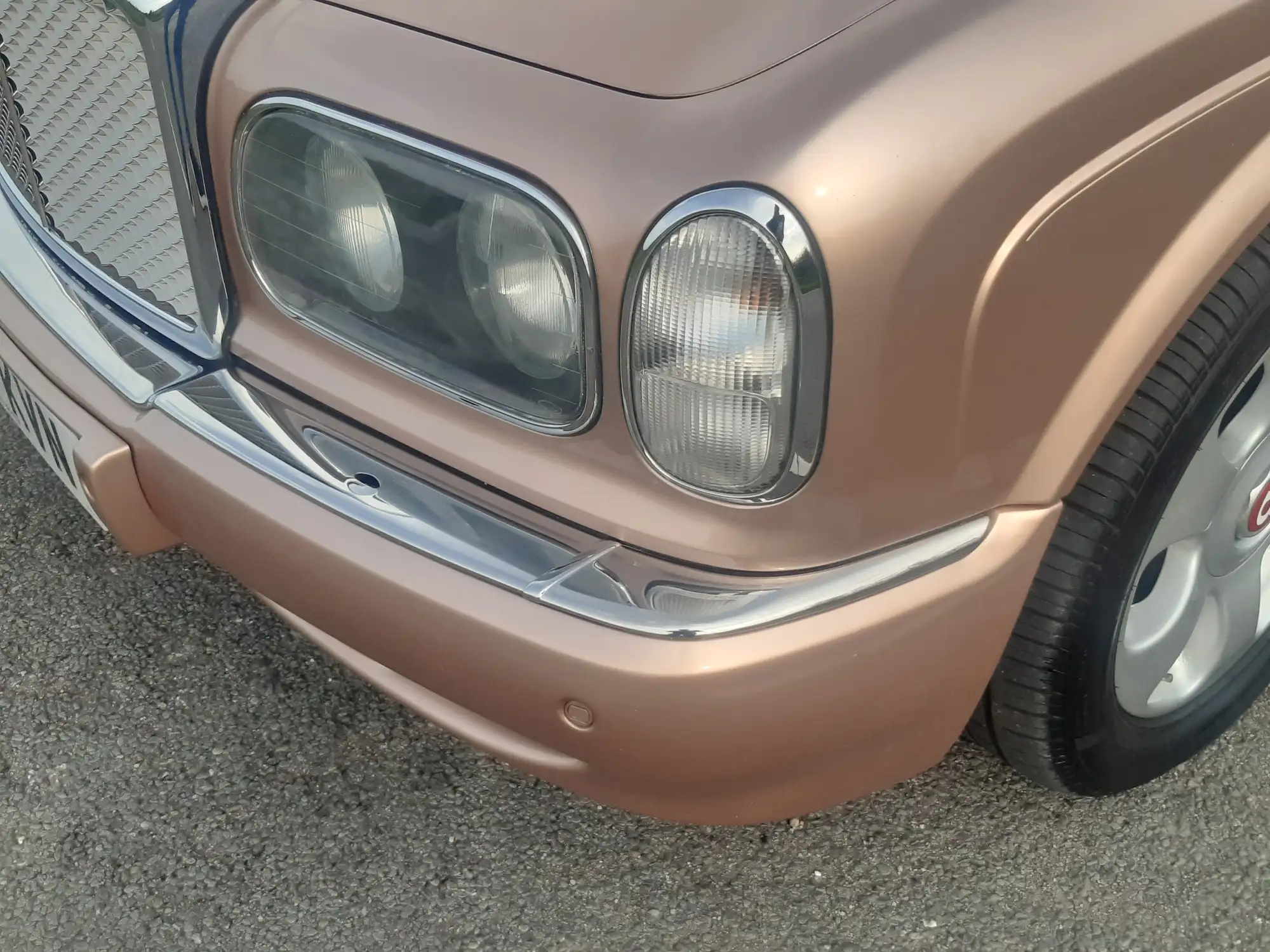 2000 Bentley Arnage - 36,000 miles & Just One Former Keeper-Sold