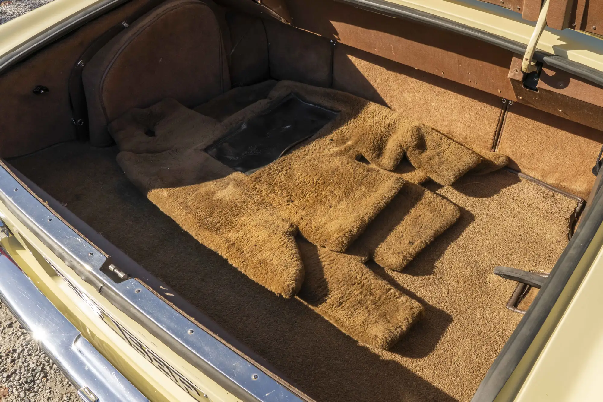 1976 Rolls-Royce Corniche Convertible-For Sale