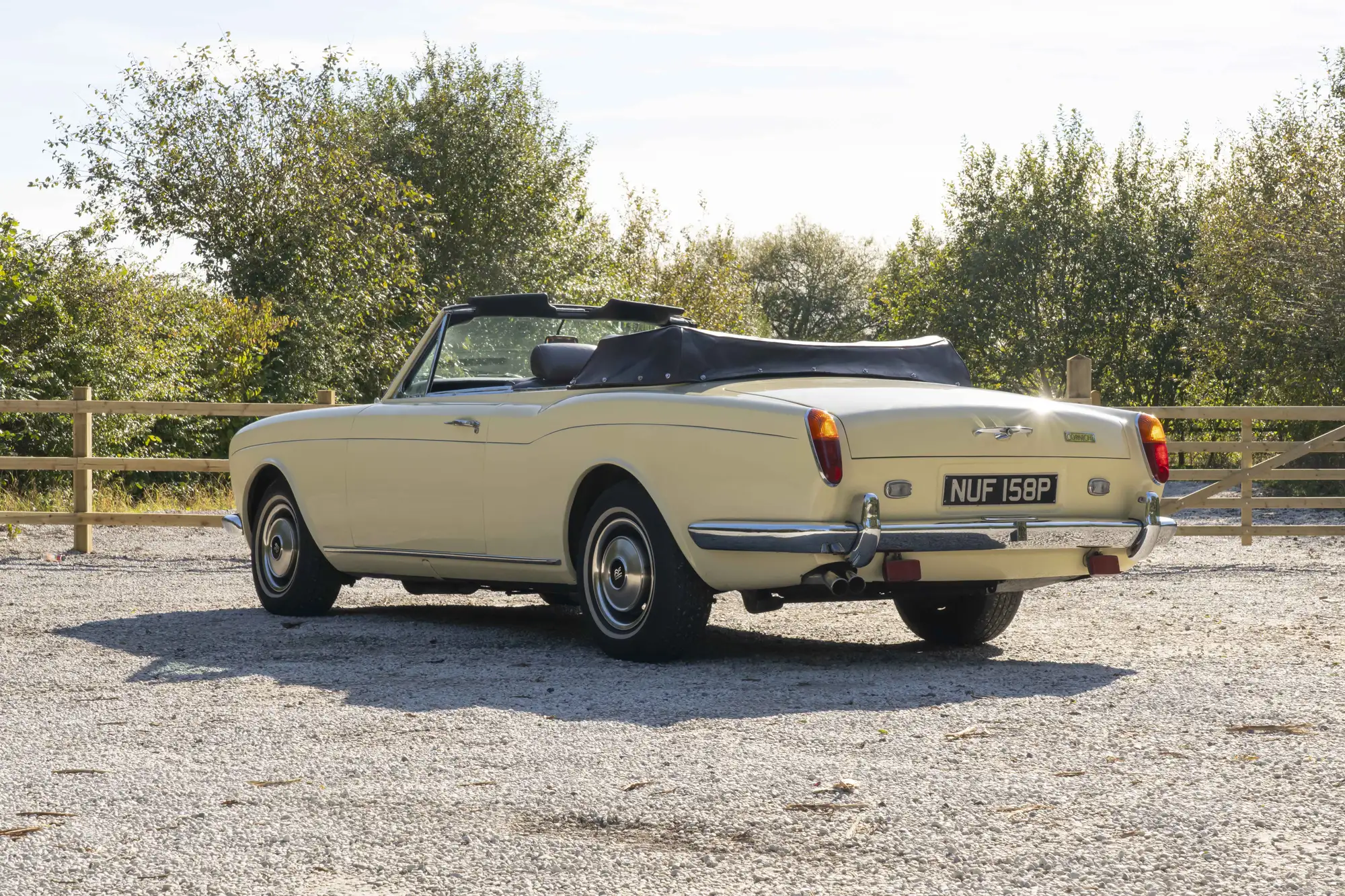 1976 Rolls-Royce Corniche Convertible-For Sale