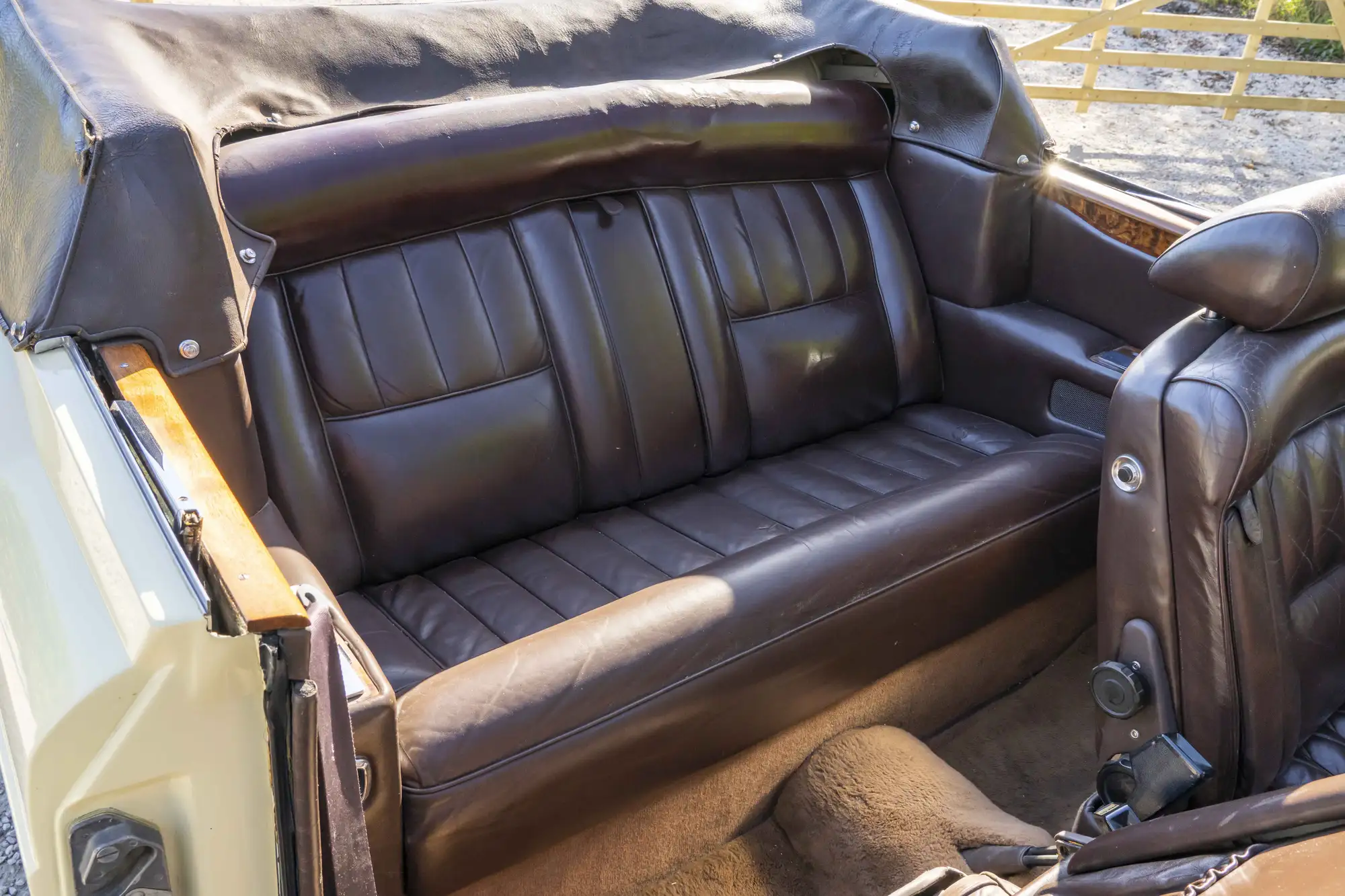 1976 Rolls-Royce Corniche Convertible-For Sale