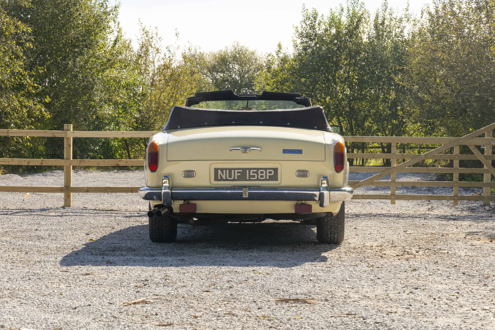 1976 Rolls-Royce Corniche Convertible-For Sale