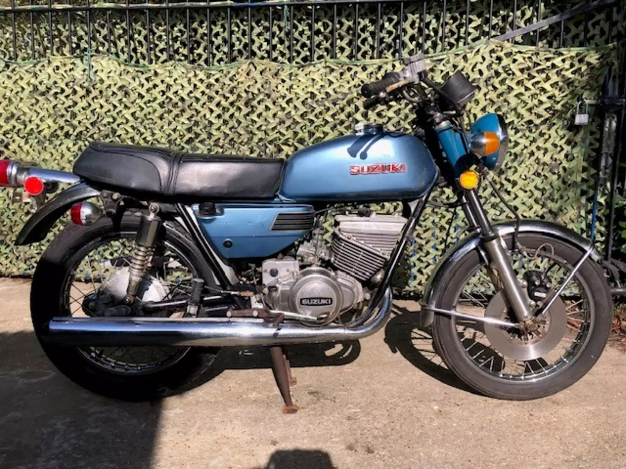 Iconic Auctioneers | 1973 Suzuki GT250 246cc-Sold