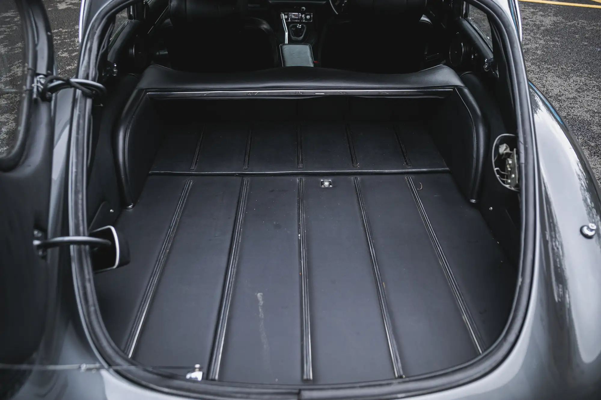 1972 Jaguar E-Type 5.3-Litre V12 Series 3 Coupé-Sold