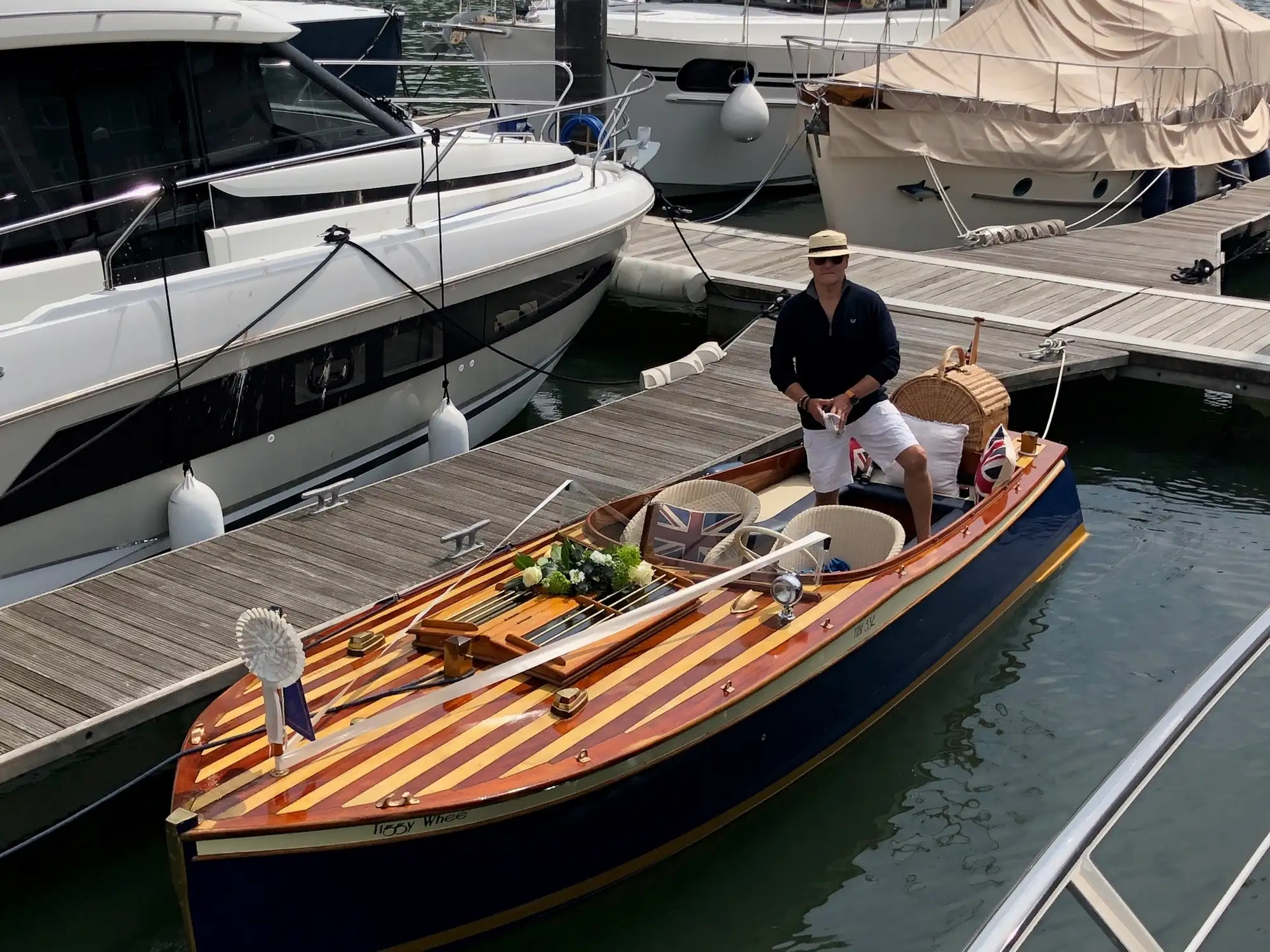 1924 JW Brooke 20' Gentlemans Launch-For Sale