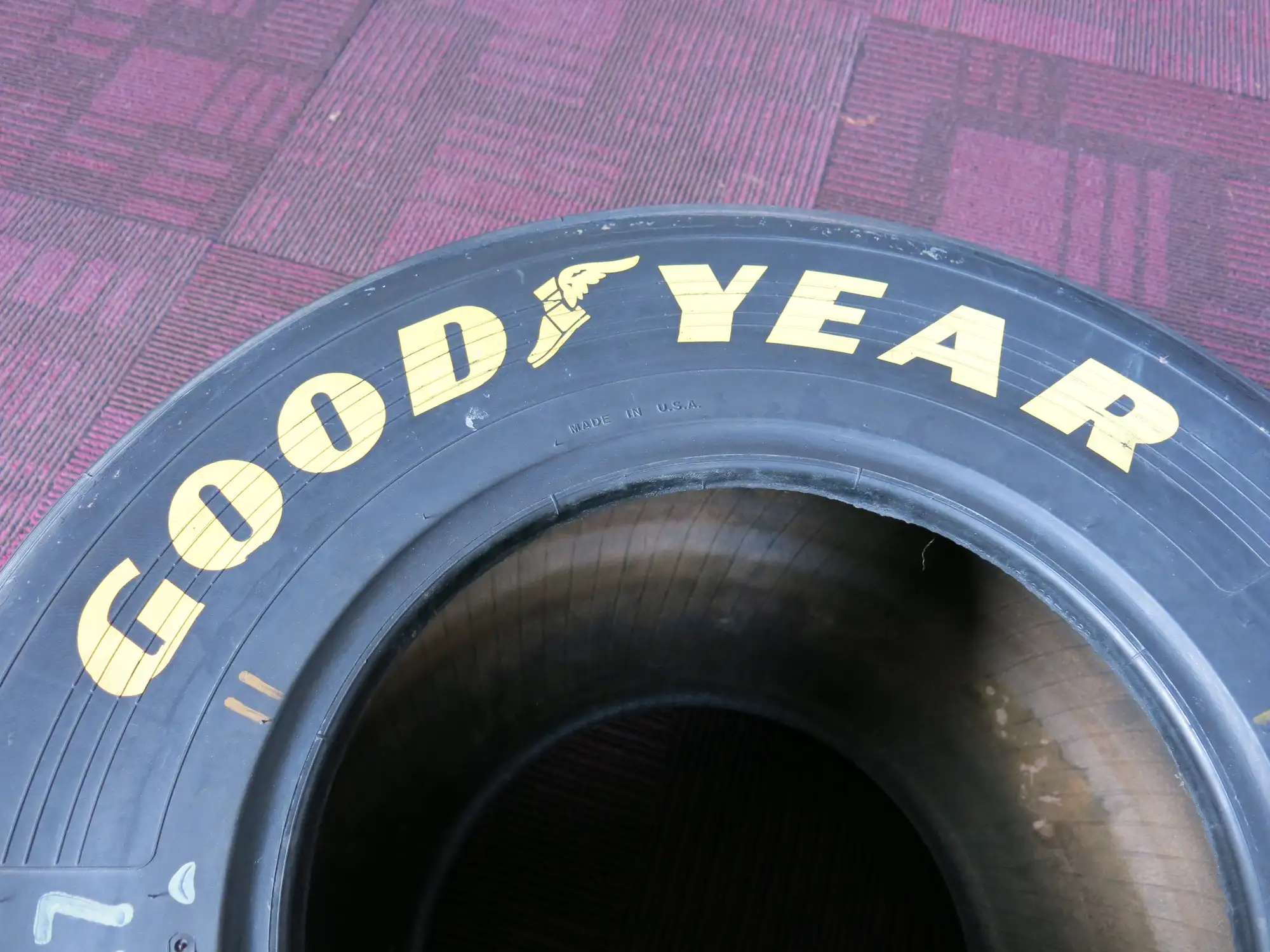 Williams Formula 1 Goodyear Eagle Tyre Glass-Topped Table  